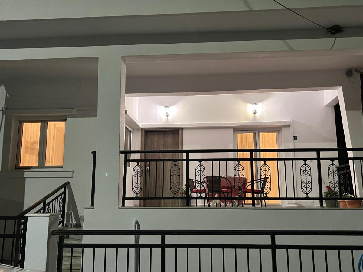 Nicolas Nea Michaniona Exterior photo